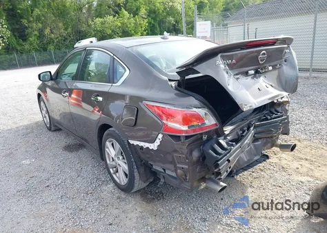 2015 Nissan Altima 2.5 Sl z USA, uszkodzony, nr VIN 1N4AL3AP0FC592215